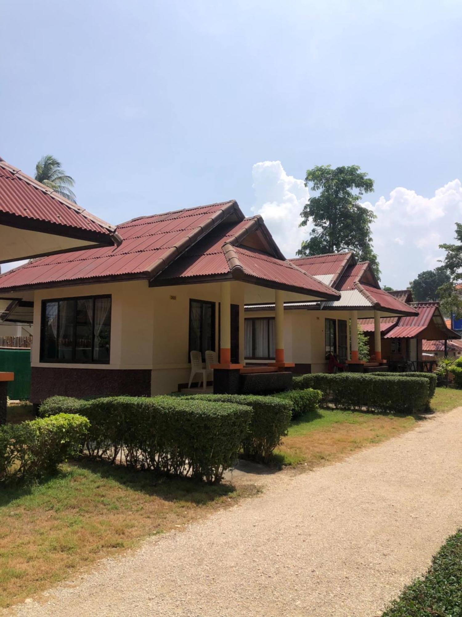 Moonwalk Lanta Resort Koh Lanta Ngoại thất bức ảnh