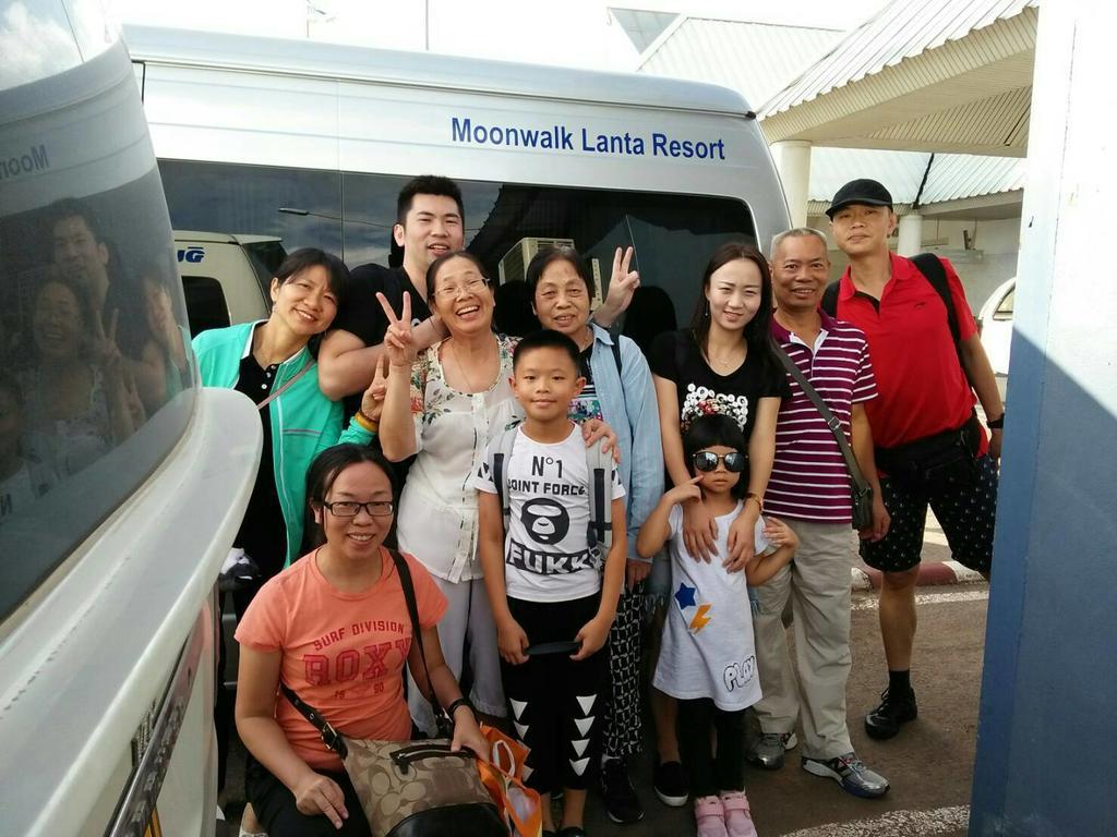 Moonwalk Lanta Resort Koh Lanta Ngoại thất bức ảnh