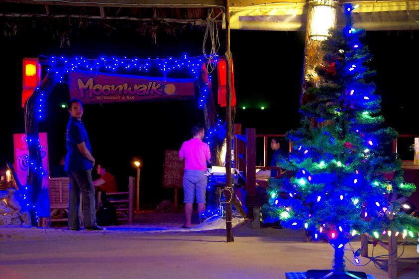Moonwalk Lanta Resort Koh Lanta Ngoại thất bức ảnh