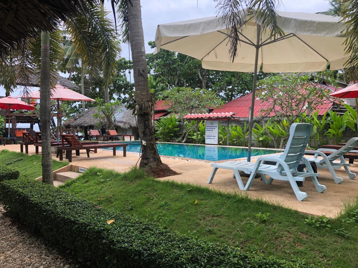 Moonwalk Lanta Resort Koh Lanta Ngoại thất bức ảnh