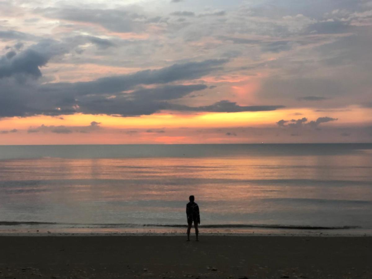 Moonwalk Lanta Resort Koh Lanta Ngoại thất bức ảnh