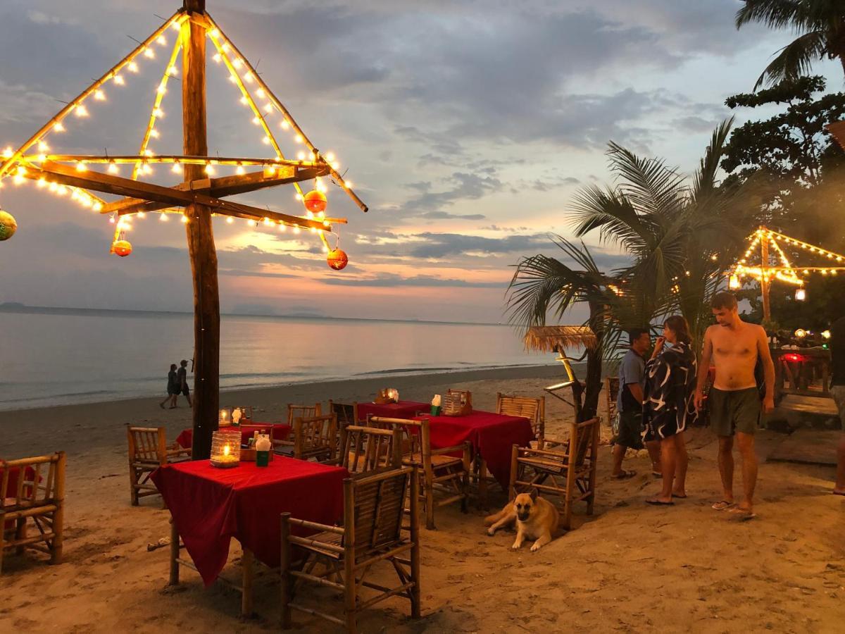 Moonwalk Lanta Resort Koh Lanta Ngoại thất bức ảnh
